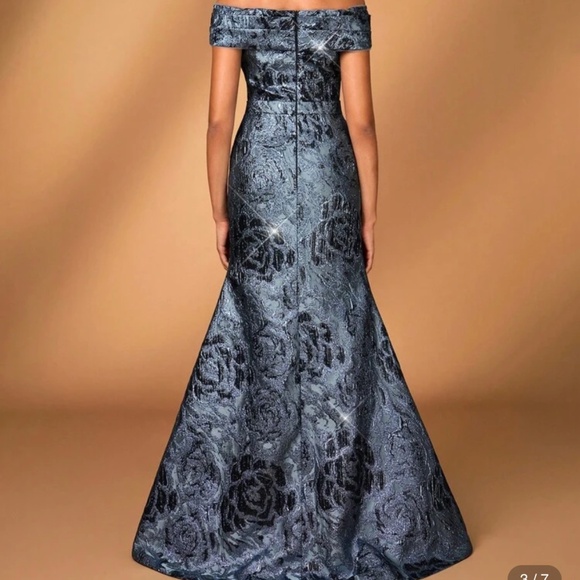 Mother of Bride dress - Picture 2 of 5